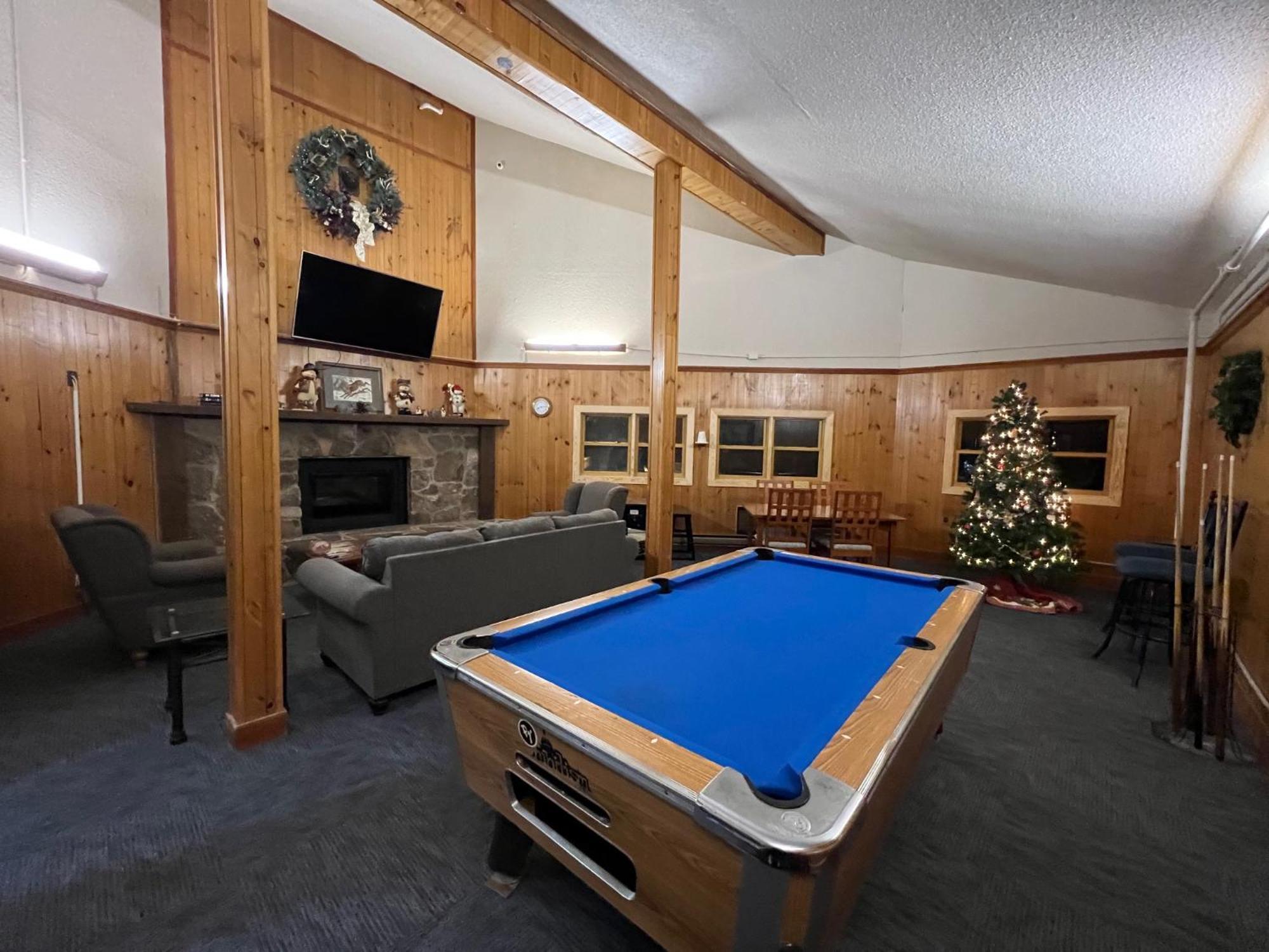 Snowcrest Condo Walking Distance To Slopes Snowshoe Bagian luar foto